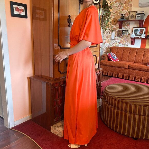 1970s Red polyester prom dress and cover up matching set - Made in Canada by Mis - Picture 8 of 16